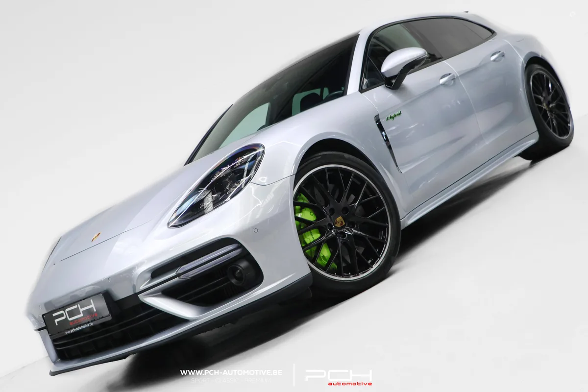 Porsche Panamera 2018 — photo 1
