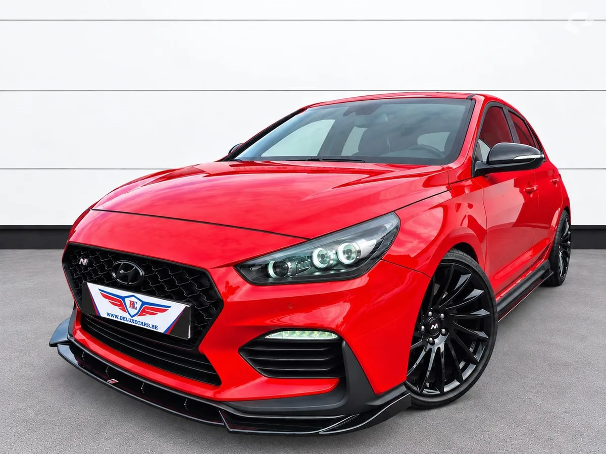 Hyundai i30 2019 — photo 1