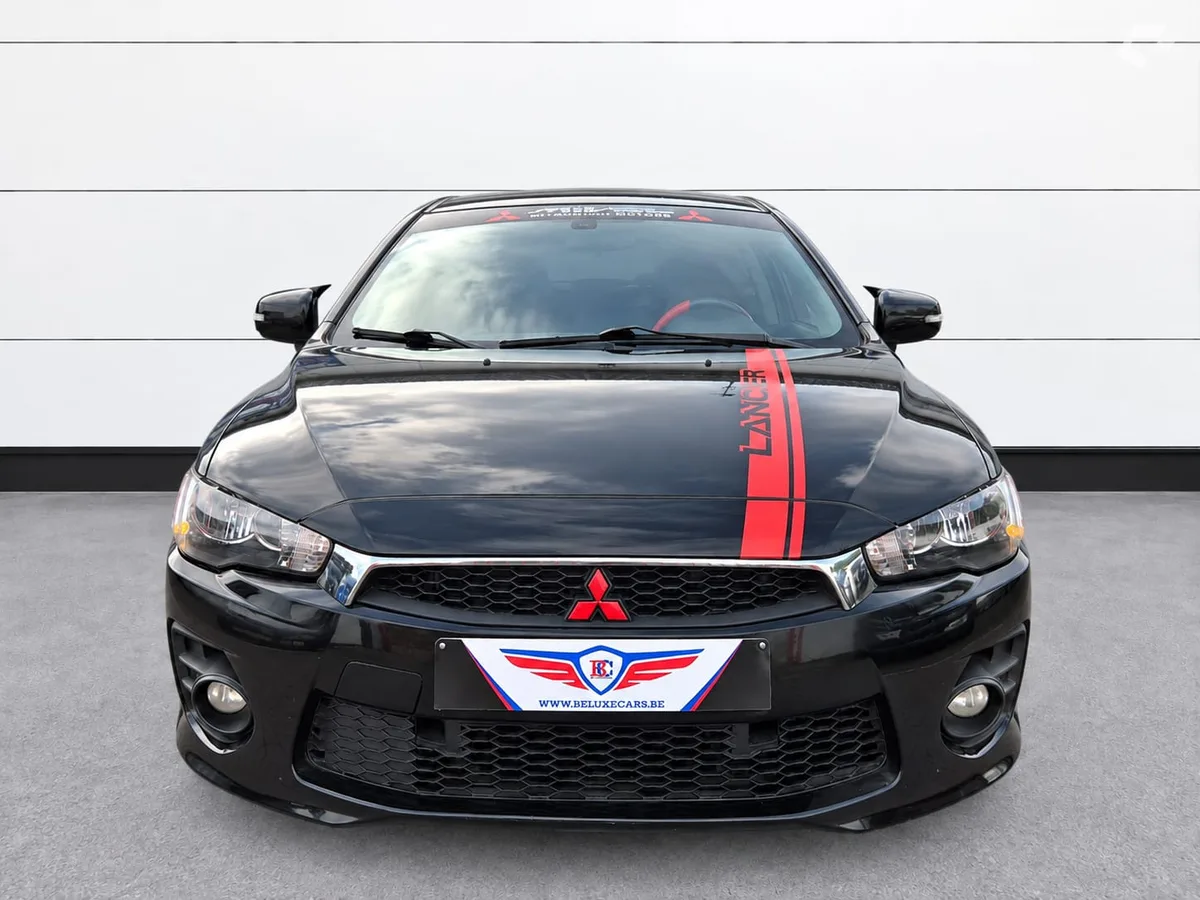 Mitsubishi Lancer 2016 — photo 2