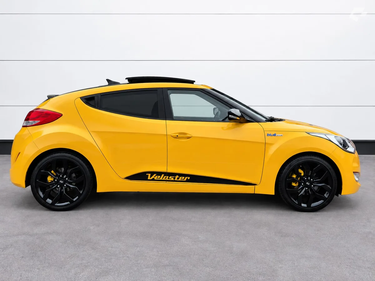 Hyundai VELOSTER 2012 — photo 4