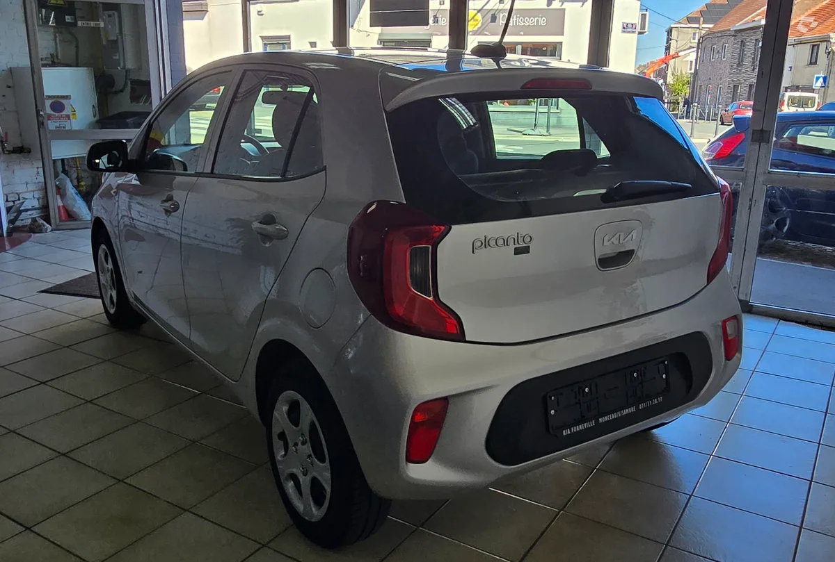 Kia Picanto 2023 — photo 4