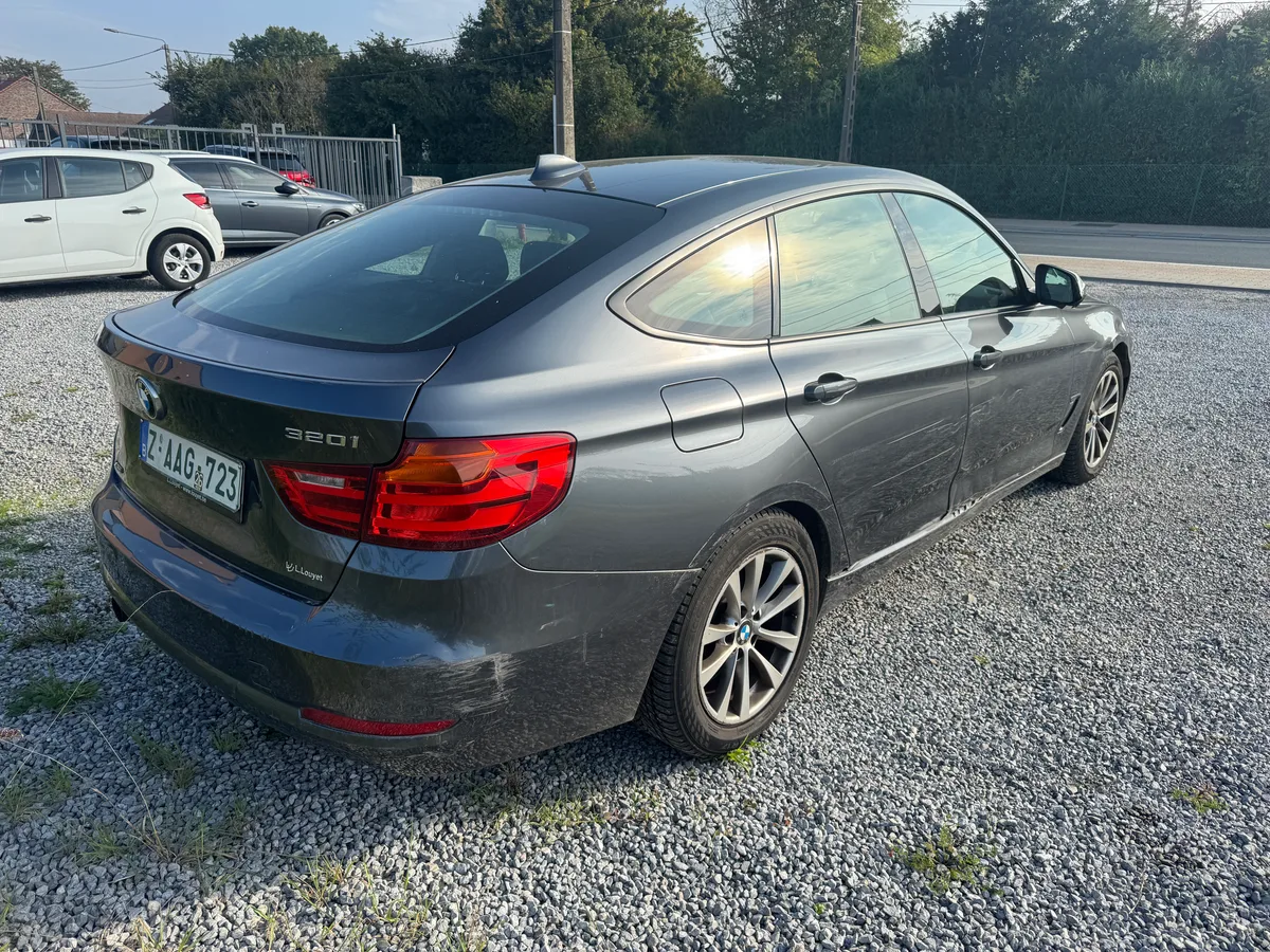 BMW Série 3 2013 — photo 4