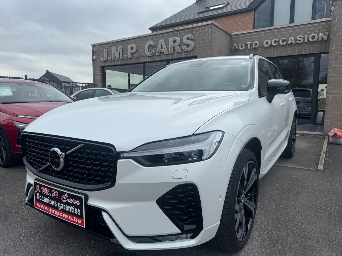 Volvo XC60 2024 — photo 1