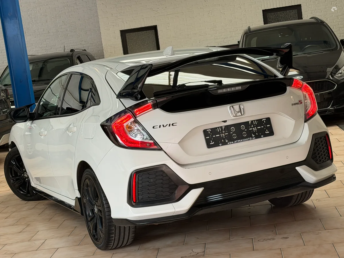 Honda Civic 2019 — photo 4