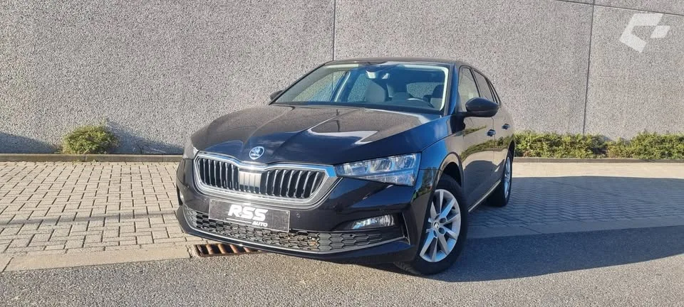 Skoda Scala 2019 — photo 1