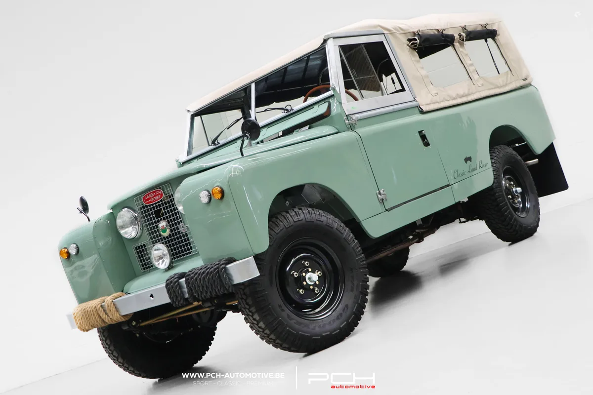 Land Rover Series II / IIA 1965 — photo 1