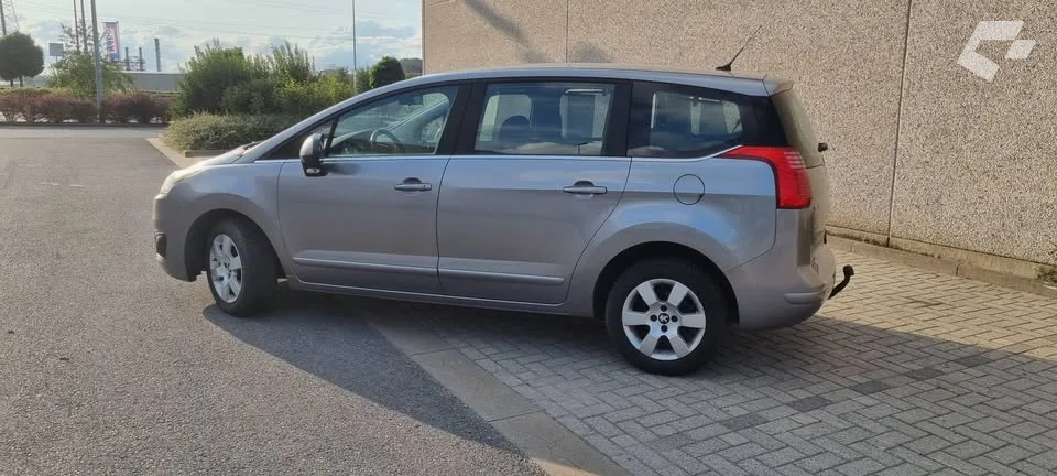 Peugeot 5008 2016 — photo 4
