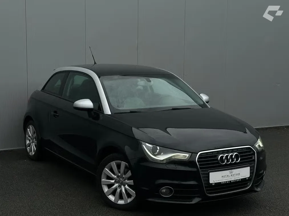 Audi A1 2011 — photo 1