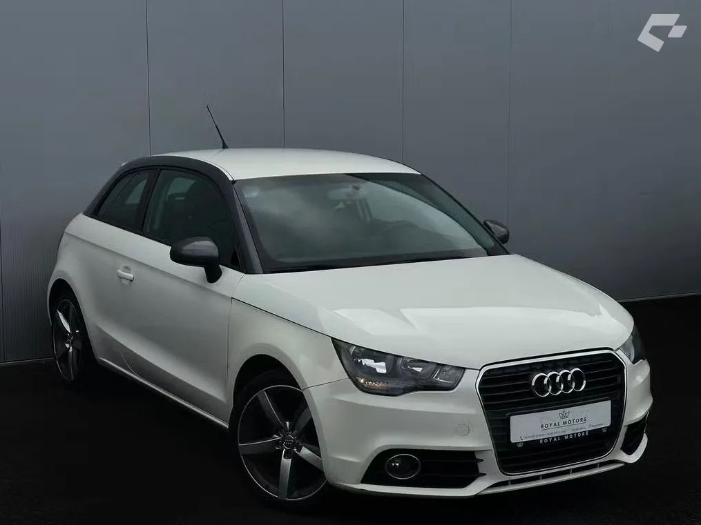 Audi A1 2012 — photo 1