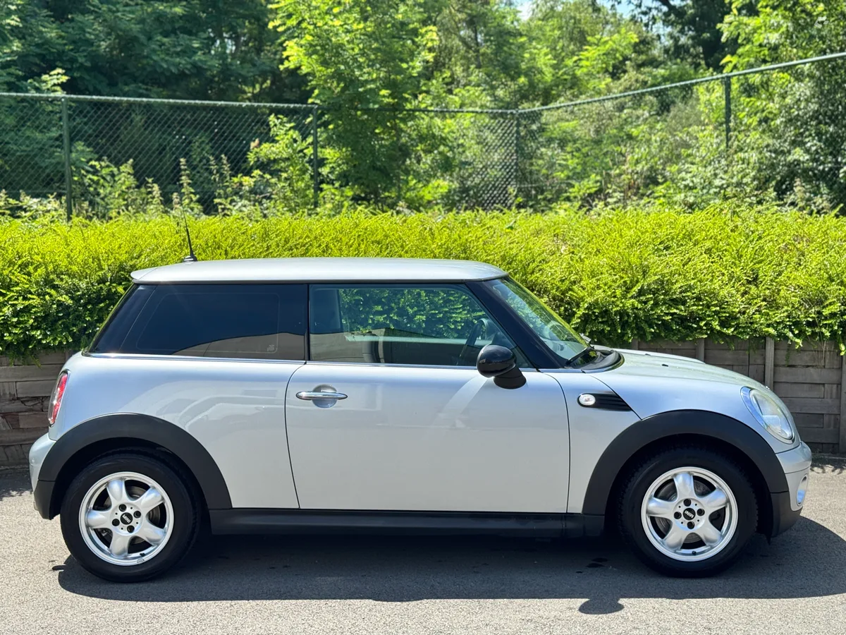 MINI COOPER 2008 — photo 2