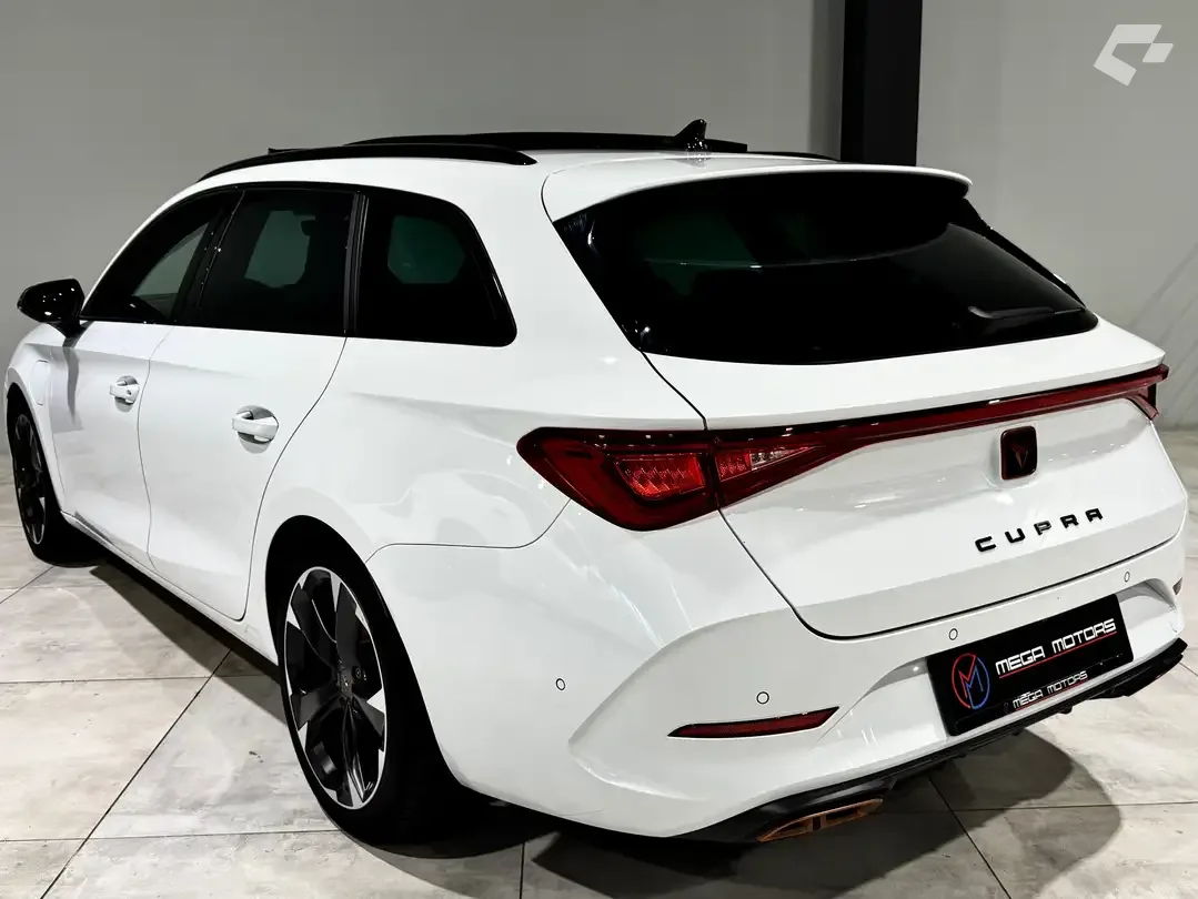 CUPRA Leon 2023 — photo 2