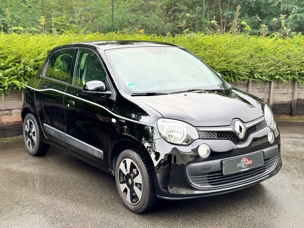 Renault TWINGO 2017 — photo 1