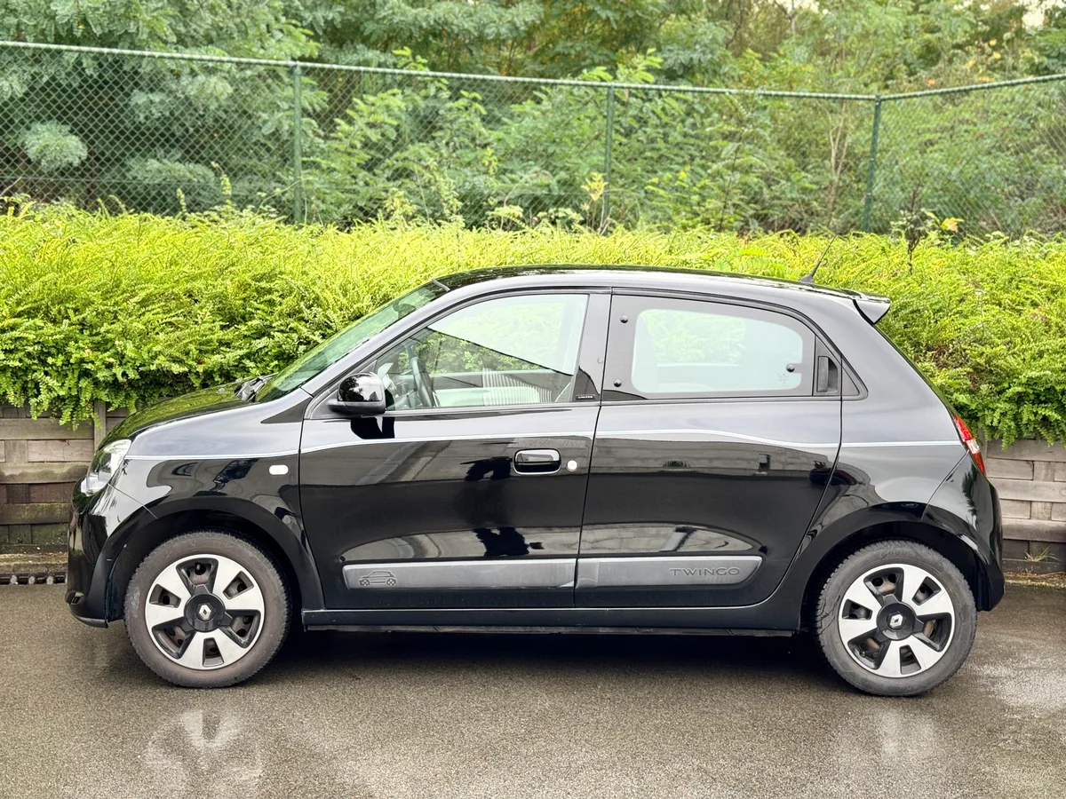 Renault TWINGO 2017 — photo 4