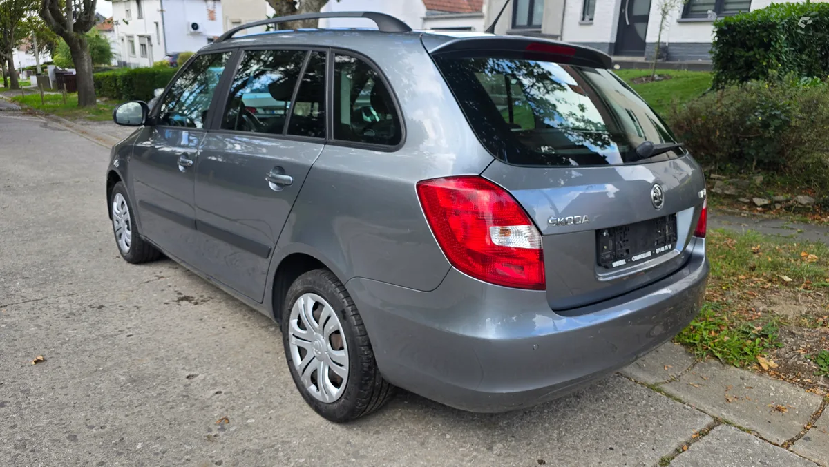 Skoda Fabia 2013 — photo 4
