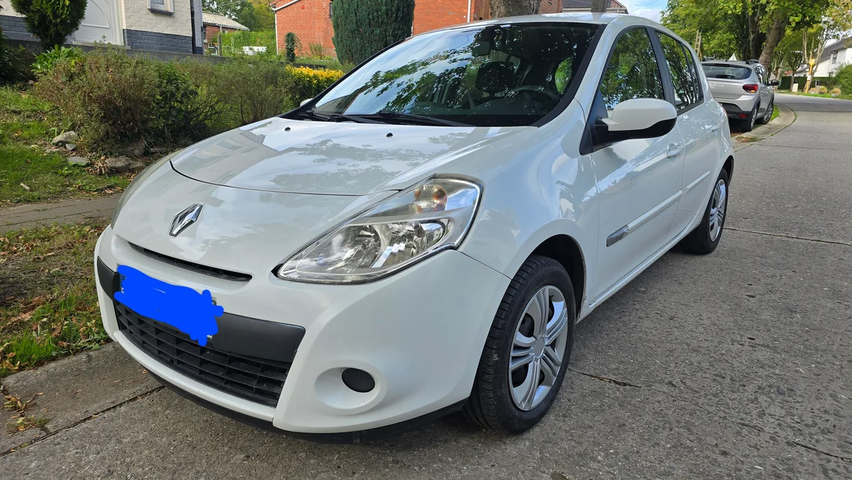 Renault Clio 2013 — photo 1
