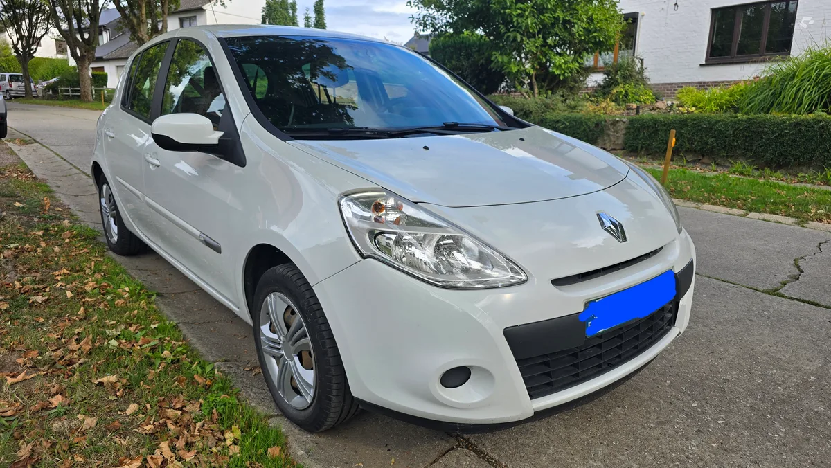 Renault Clio 2013 — photo 2