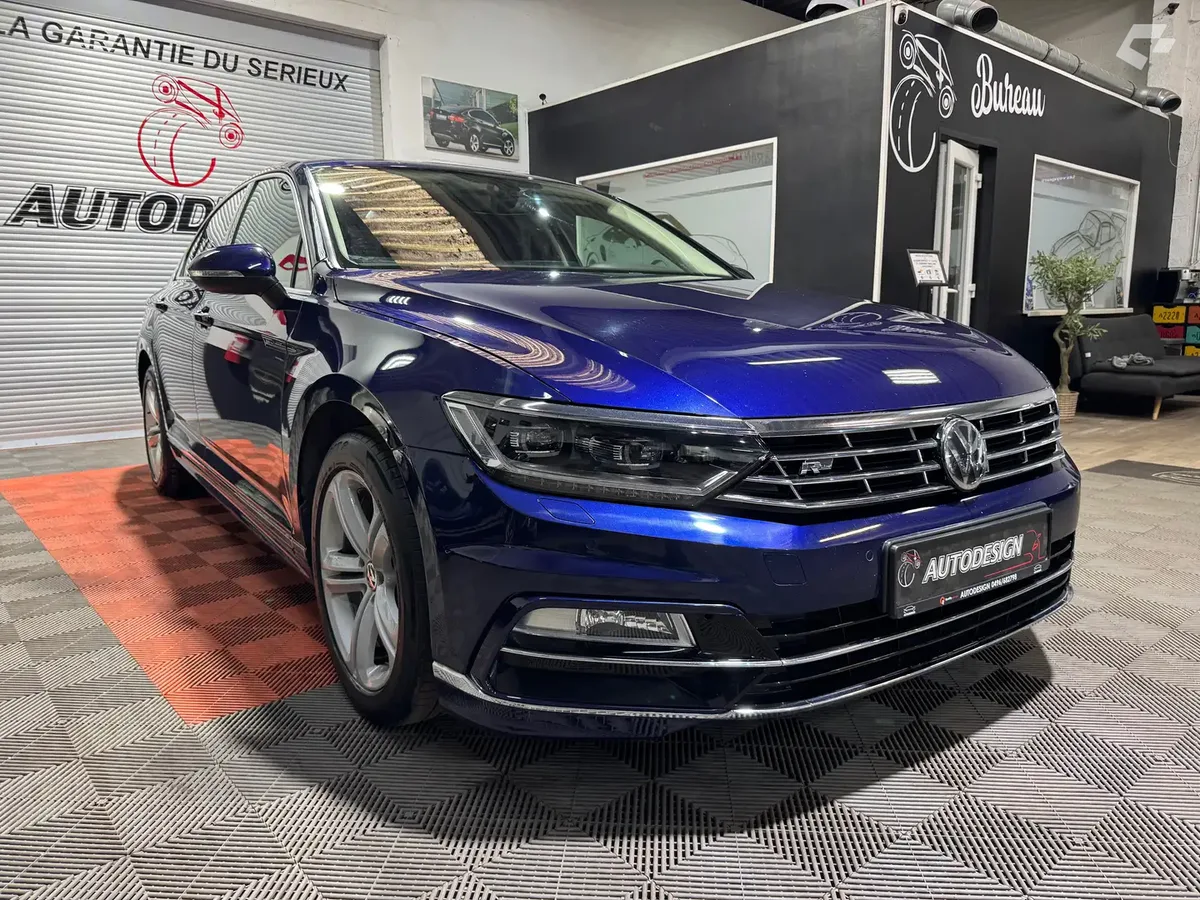 Volkswagen Passat 2018 — photo 1