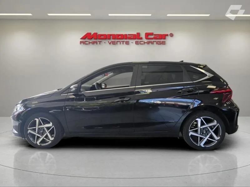 Hyundai i20 2025 — photo 2