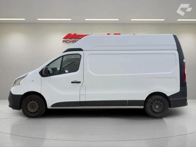 Renault Trafic 2018 — photo 2