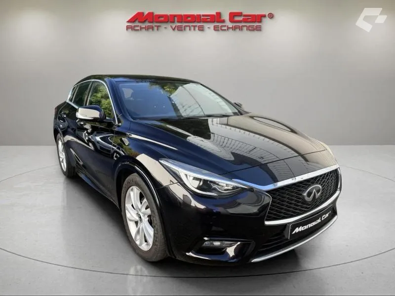 Infiniti Q30 2017 — photo 3