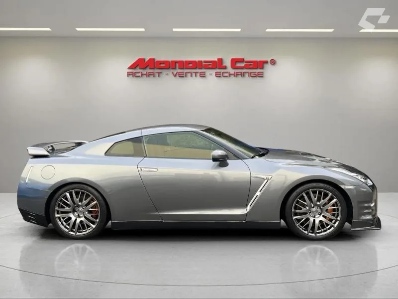 Nissan GT R 2015 — photo 4