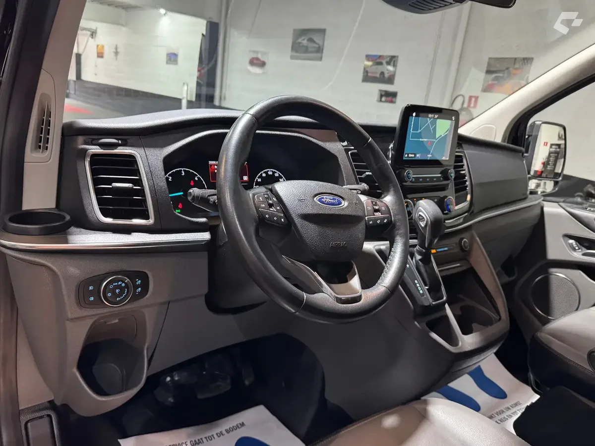 Ford Tourneo Connect 2018 — photo 4