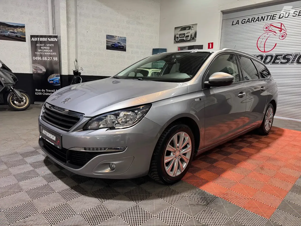 Peugeot 308 2016 — photo 2