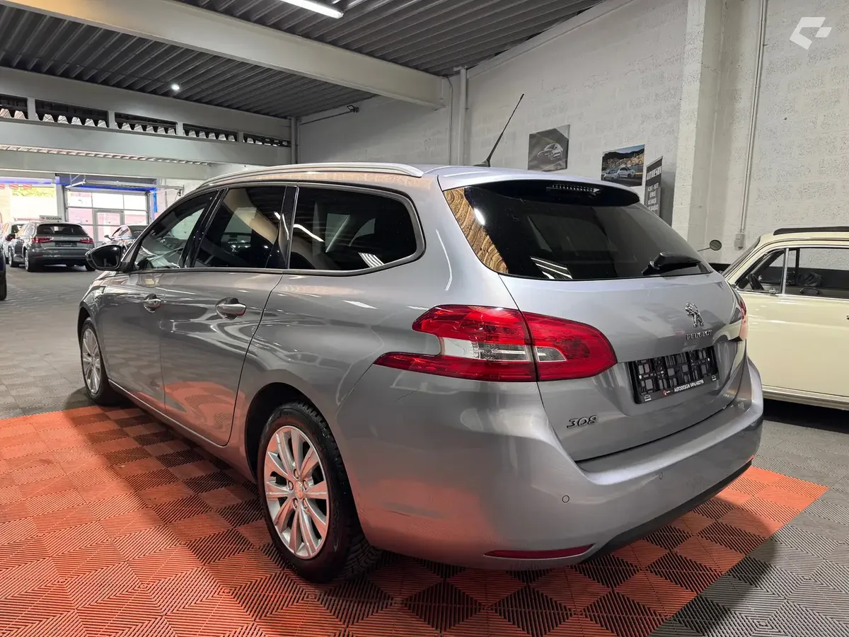 Peugeot 308 2016 — photo 3