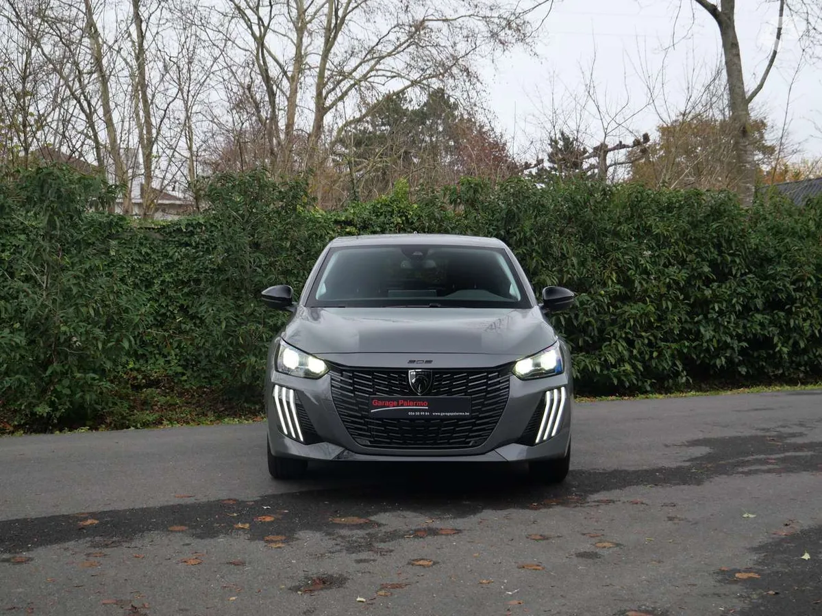 Peugeot 208 2024 — photo 2