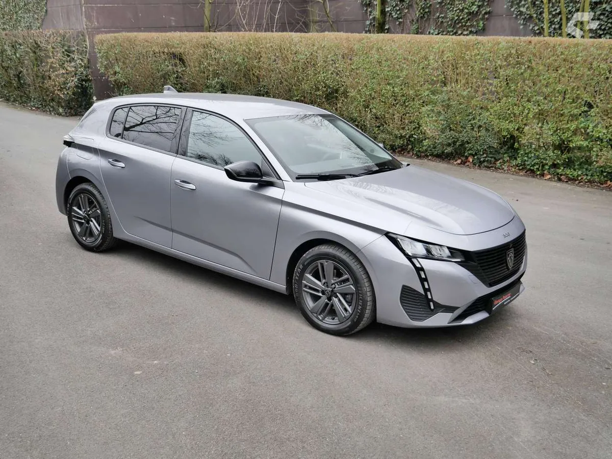 Peugeot 308 2023 — photo 4