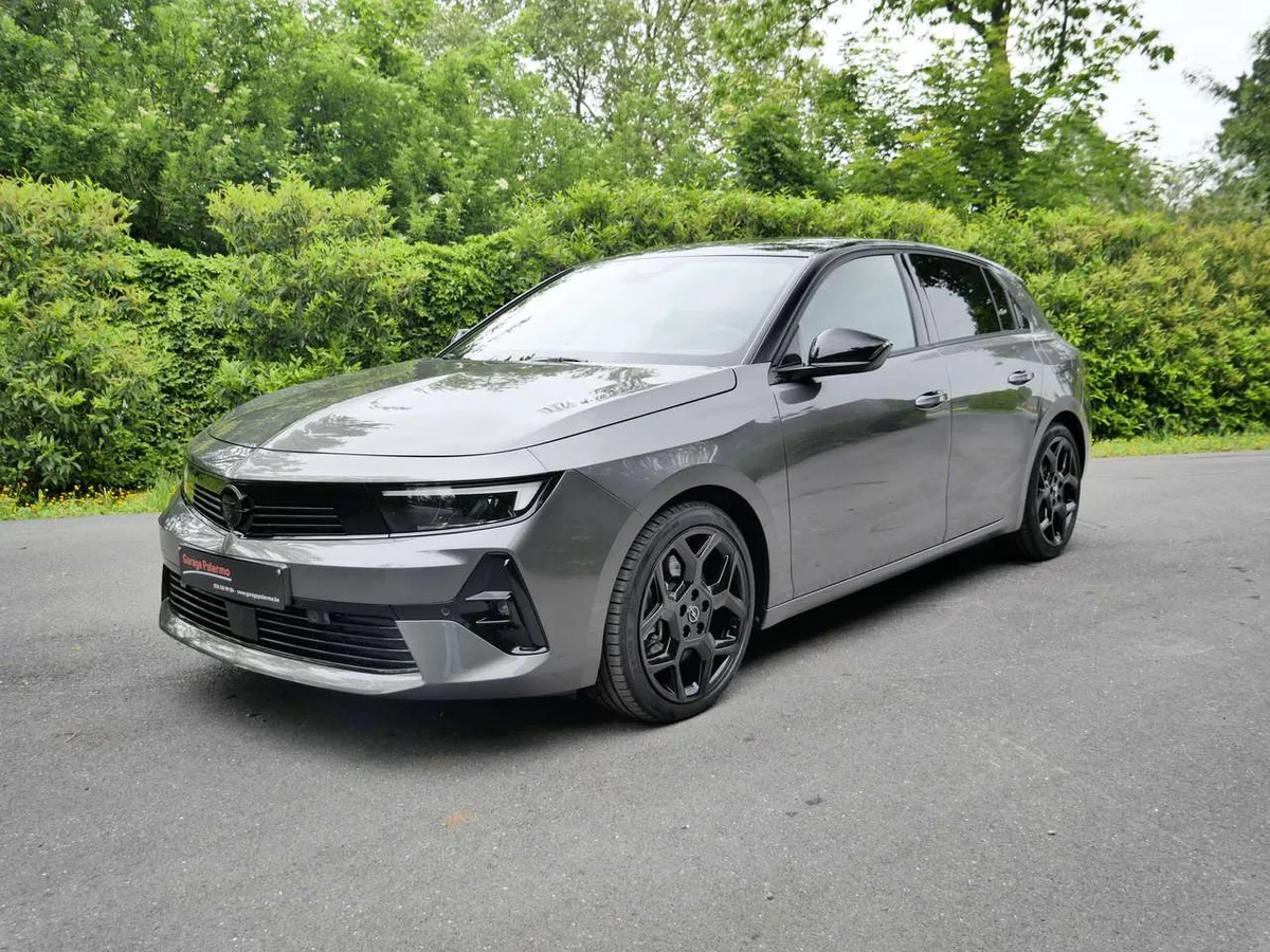 Opel Astra 2025 — photo 2