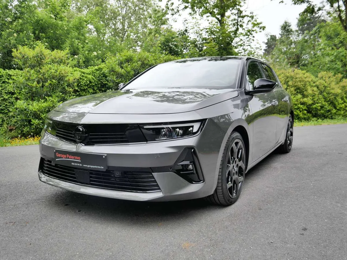 Opel Astra 2025 — photo 3