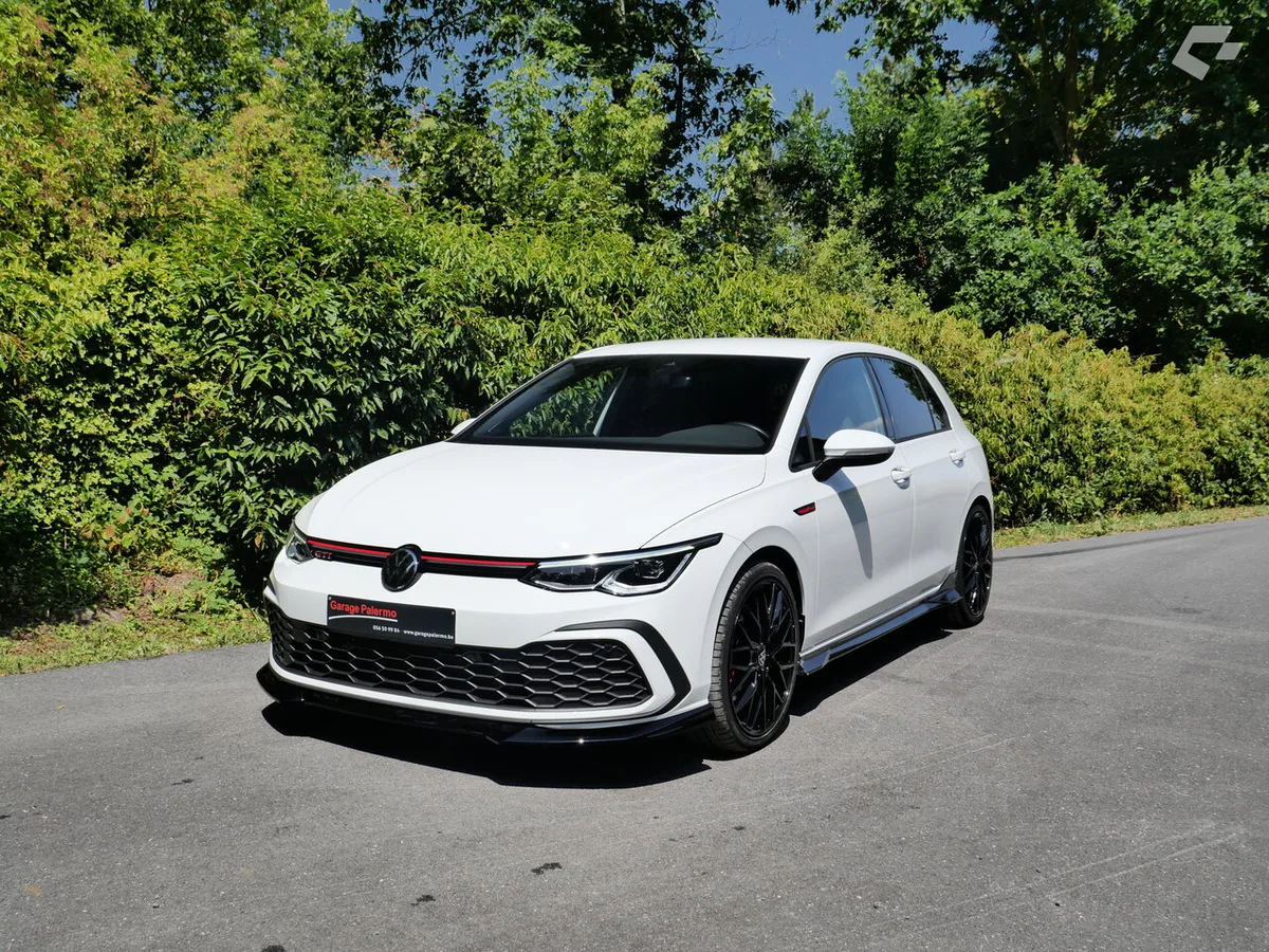 Volkswagen Golf GTI 2024 — photo 2