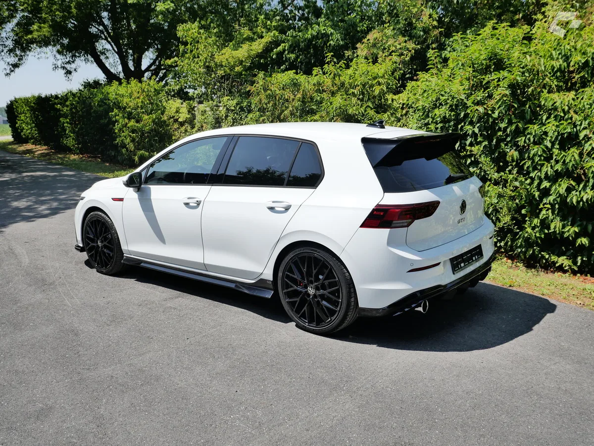 Volkswagen Golf GTI 2024 — photo 4