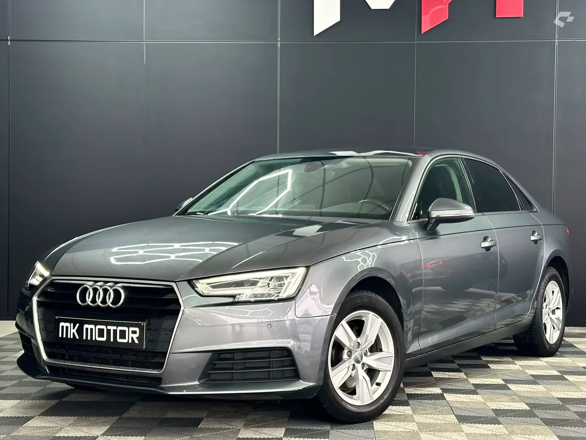 Audi A4 2019 — photo 3