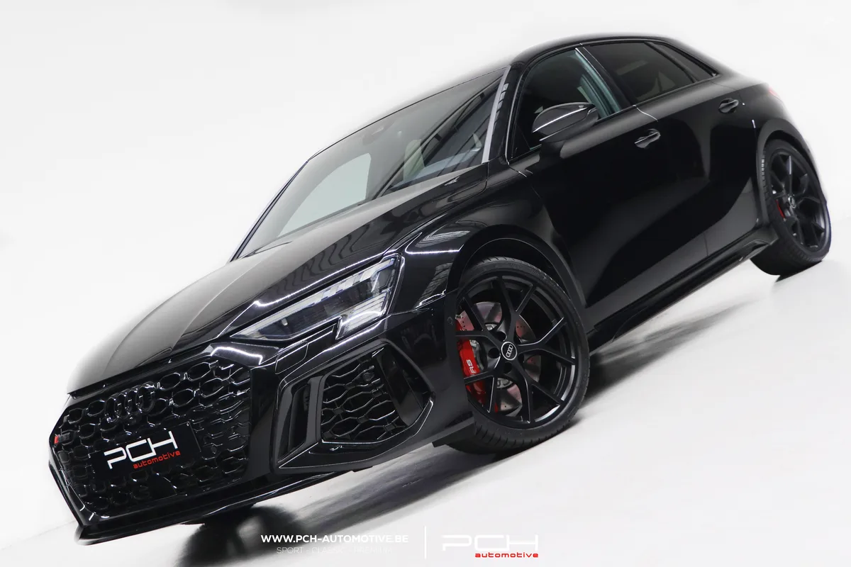 Audi RS3 2022 — photo 1