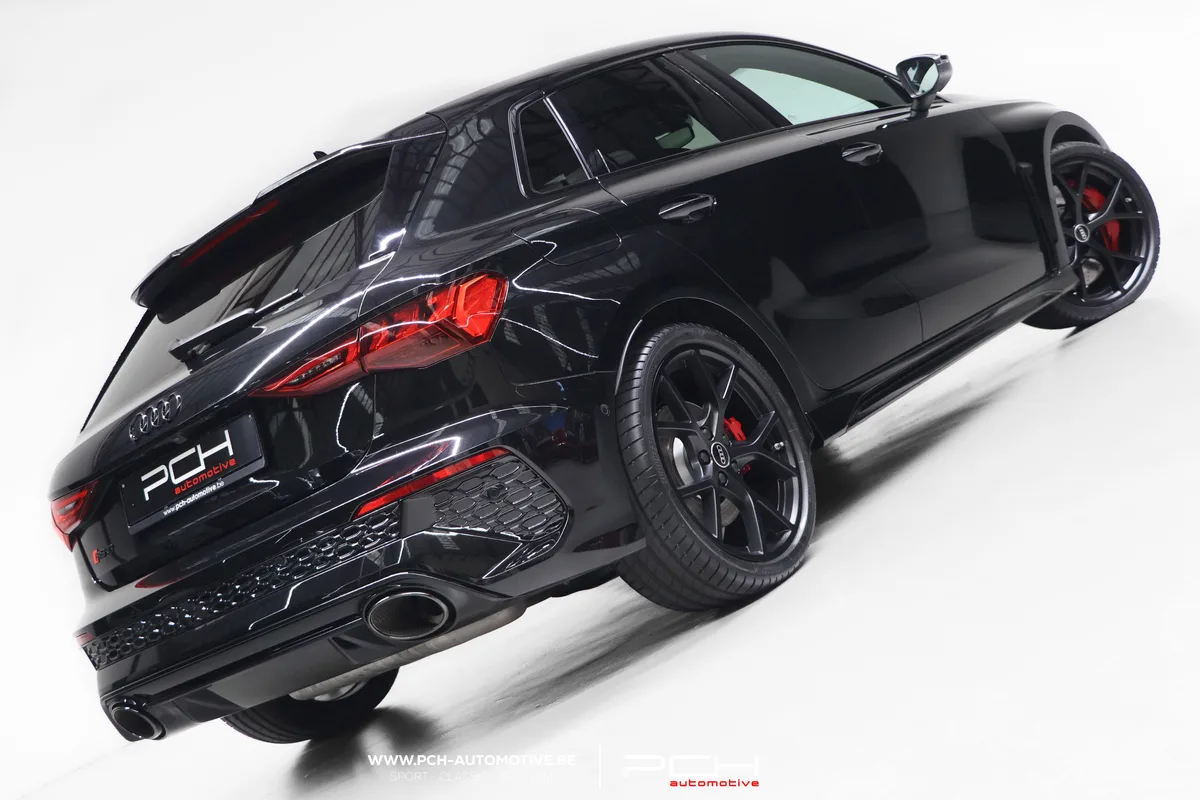 Audi RS3 2022 — photo 2