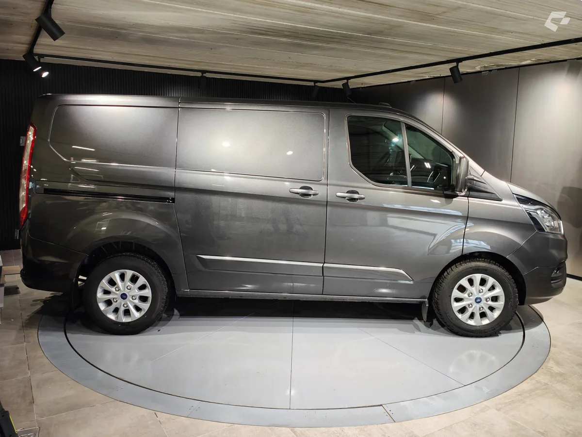 Ford Transit Custom 2023 — photo 2