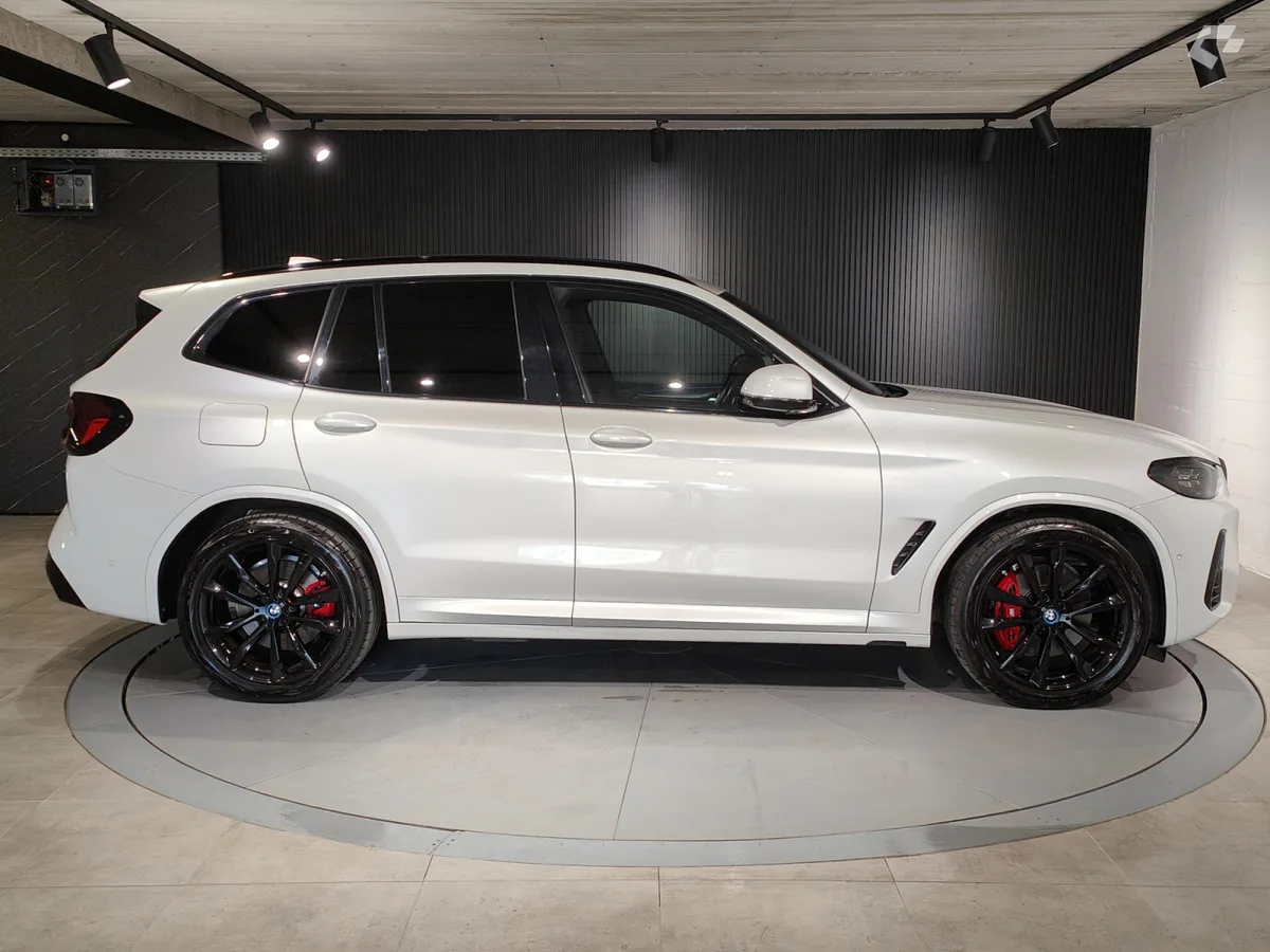 BMW X3 2022 — photo 2