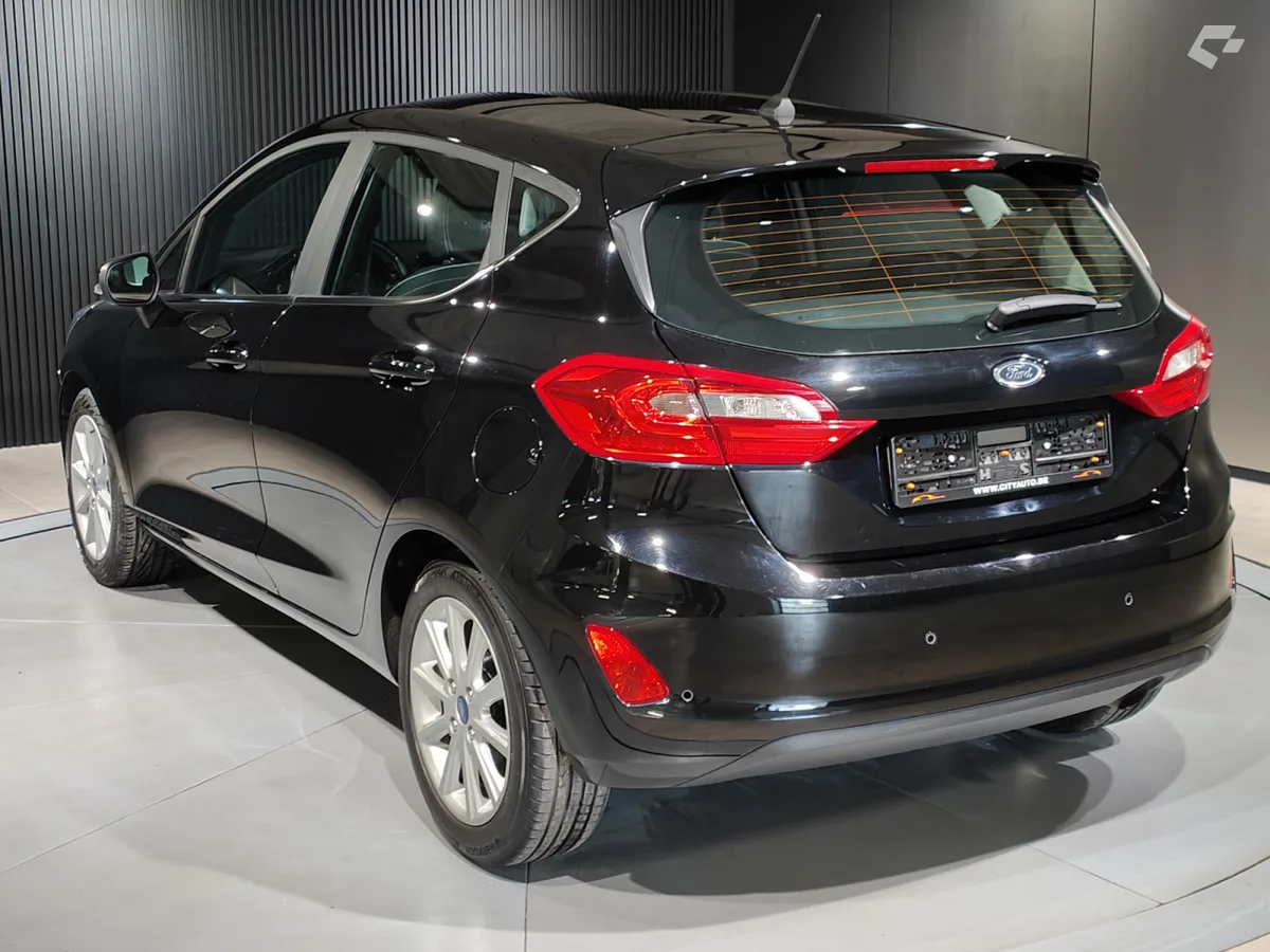 Ford Fiesta 2018 — photo 4