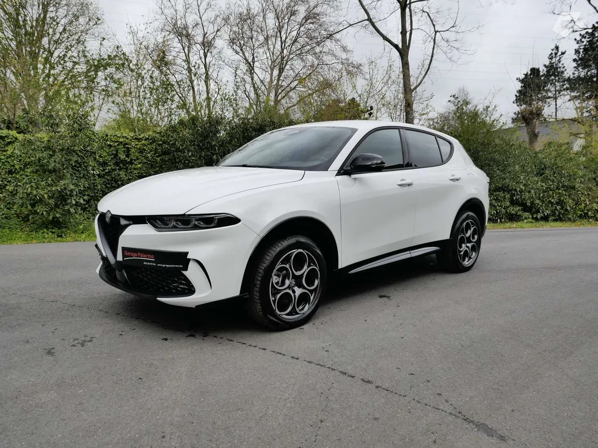Alfa Romeo Tonale 2025 — photo 2