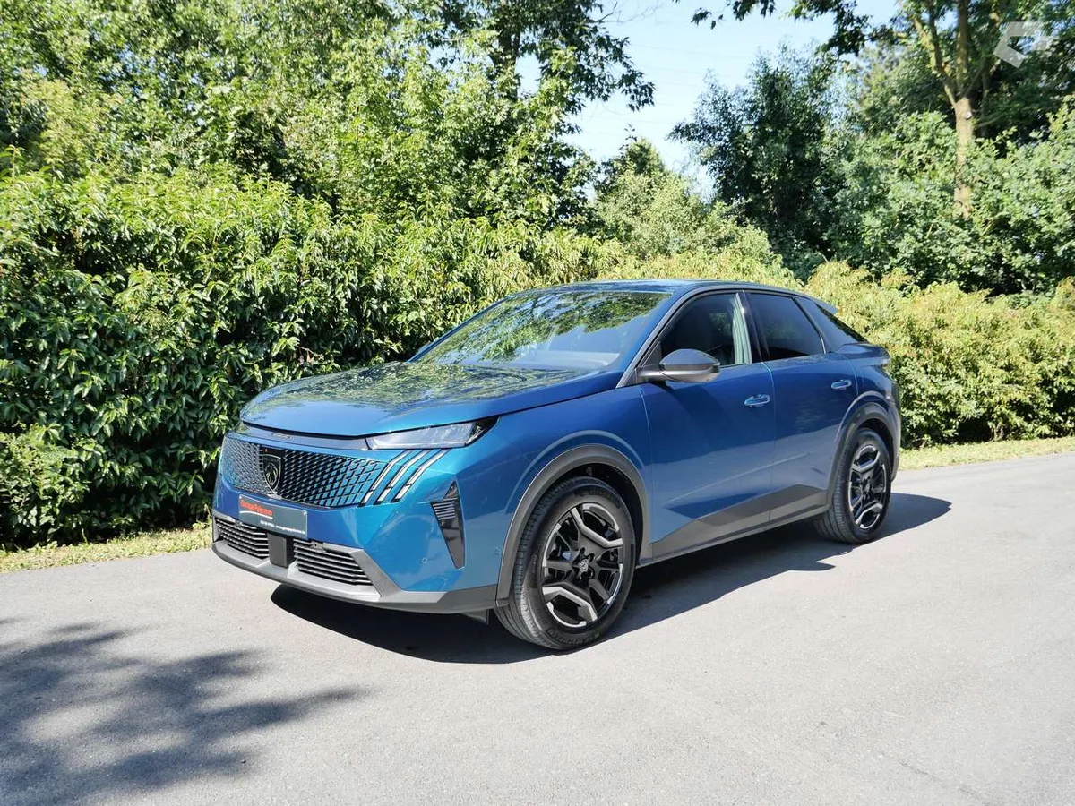 Peugeot 3008 2025 — photo 1
