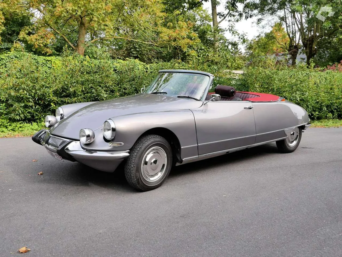 Citroën DS 1974 — photo 1