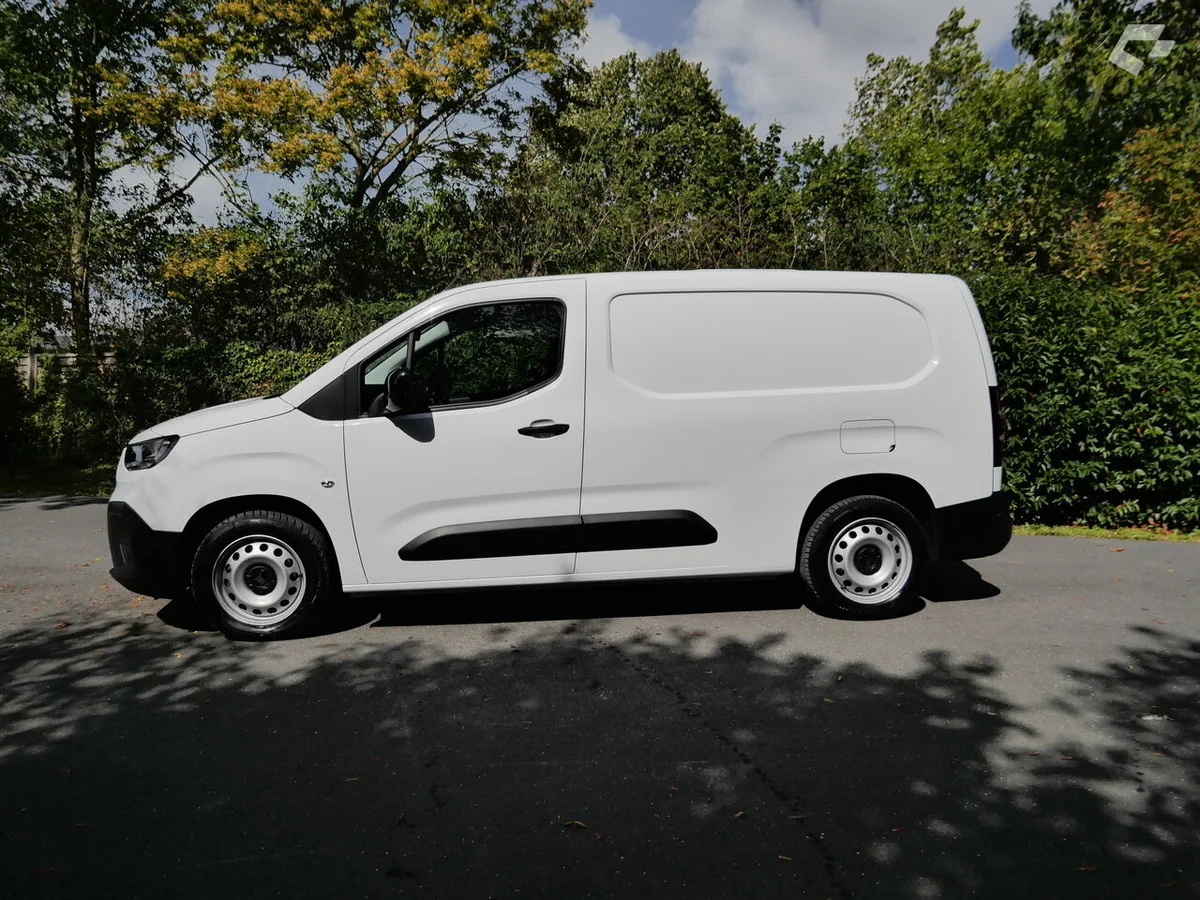 Fiat Doblo 2025 — photo 4