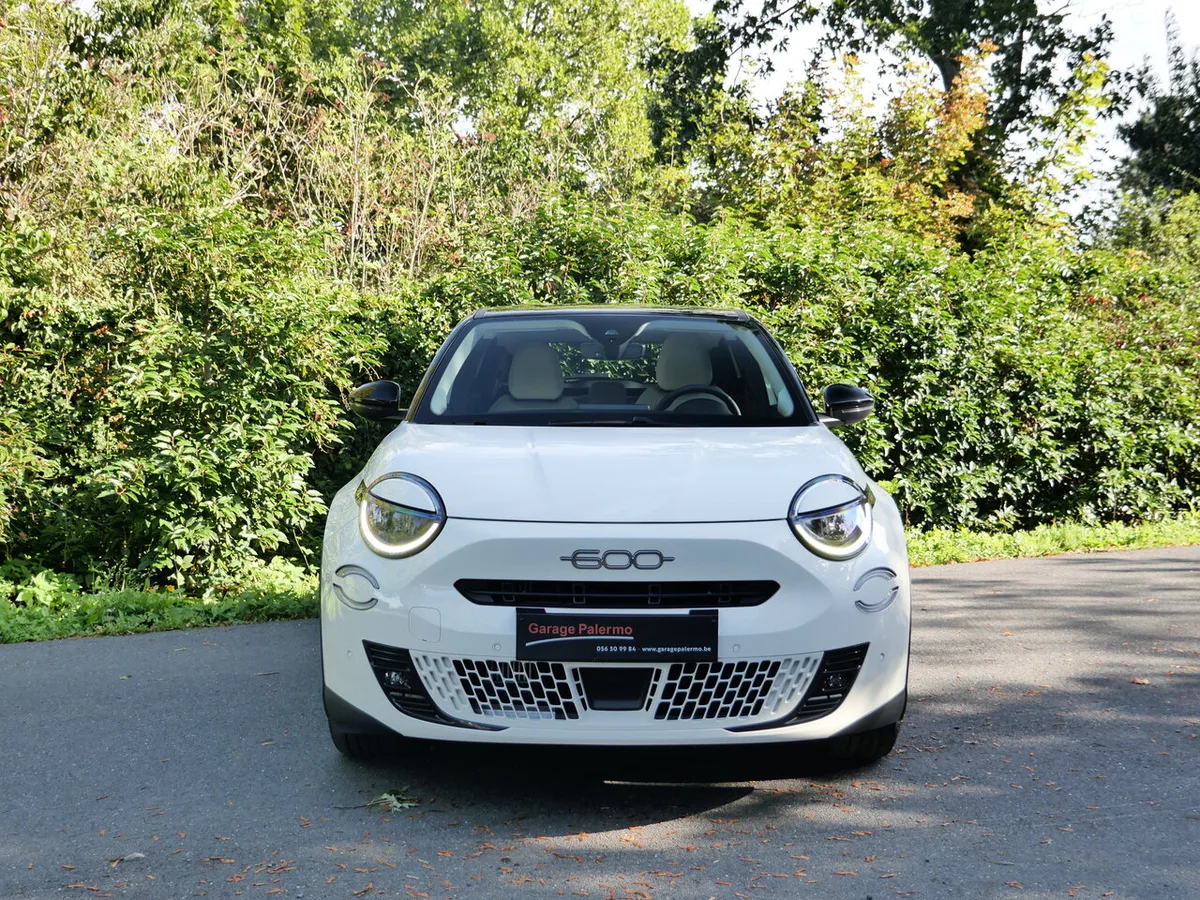 Fiat 600 2025 — photo 2