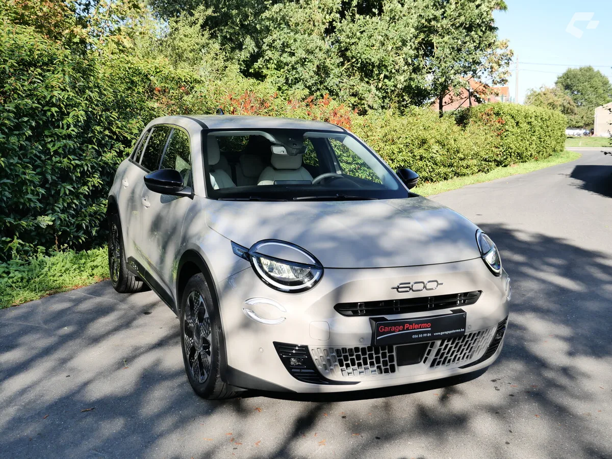 Fiat 600 2025 — photo 3