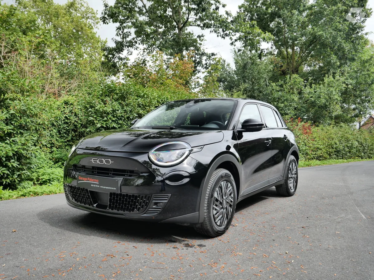 Fiat 600e 2025 — photo 1