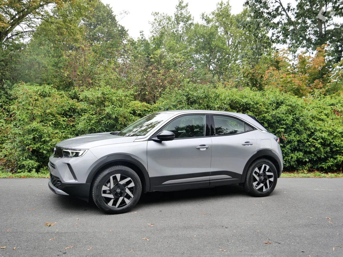 Opel Mokka E 2024 — photo 4