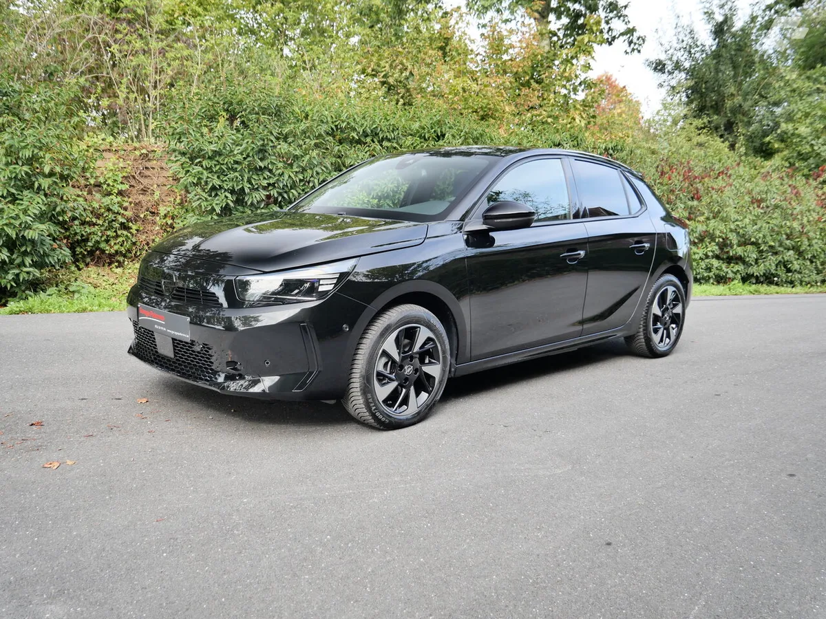 Opel Corsa E 2024 — photo 1