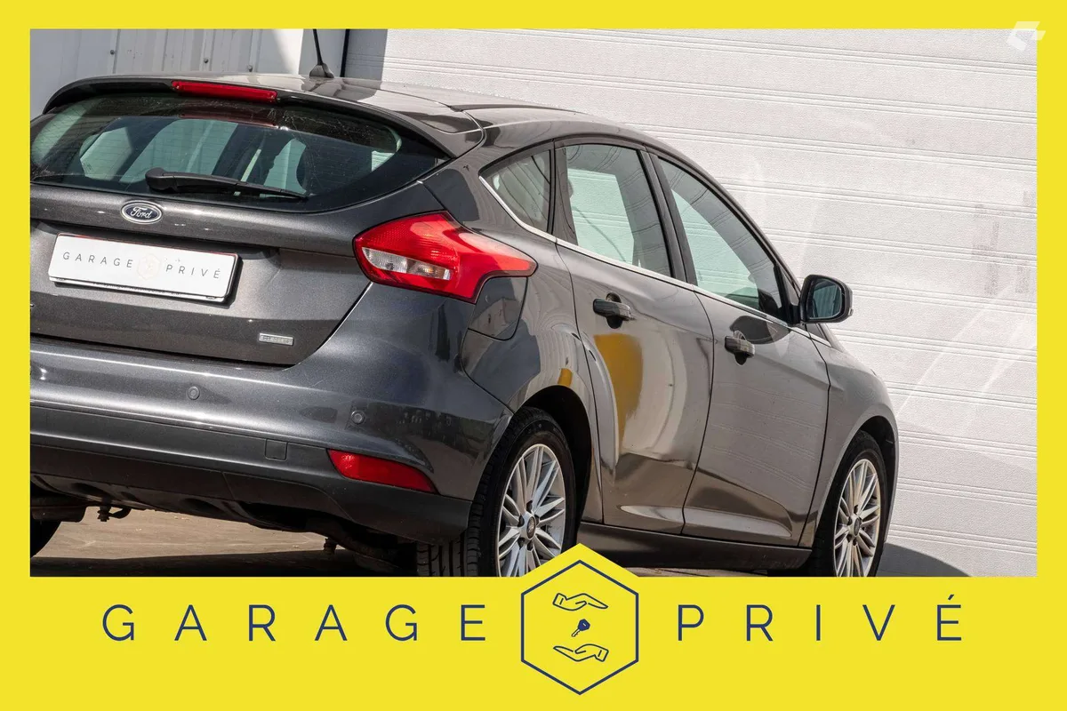 Ford Focus 2018 — photo 1